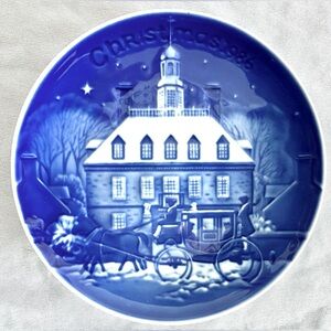 Bing & Grøndahl 1986 Christmas in America “Christmas Eve in Williamsburg” 1st Ed